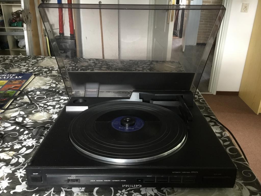 Philips FP575 Automatische Platenspeler, Audio, Tv en Foto, Platenspelers, Philips, Automatisch, Ophalen of Verzenden, Zo goed als nieuw