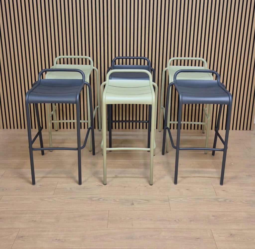 6x Tuinset barkrukken tuinstoelen Fermob Luxembourg, Tuin en Terras, Ophalen, Zo goed als nieuw, Aluminium, Stapelbaar