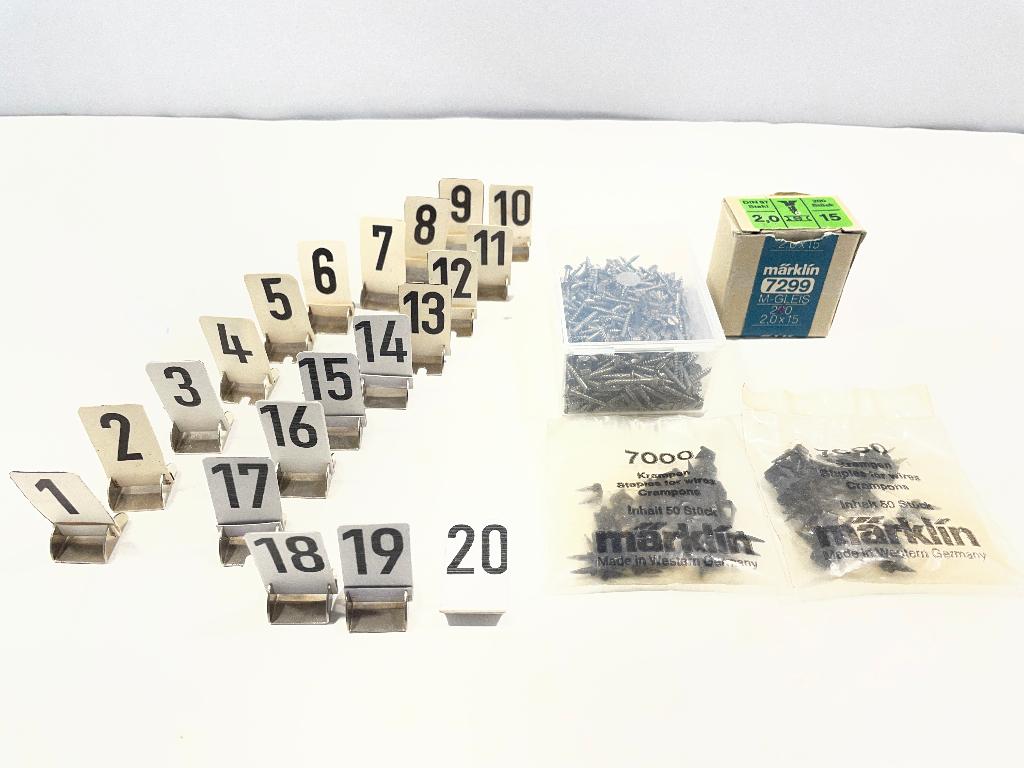 Marklin wisselnummers, draad krammen veel schroefjes M-rails, Gebruikt, Gelijkstroom of Wisselstroom, Overige typen, Ophalen of Verzenden