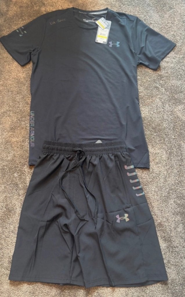 Under armour set, Kleding | Heren, Sportkleding, Zwart, Nieuw, Overige maten, Ophalen of Verzenden