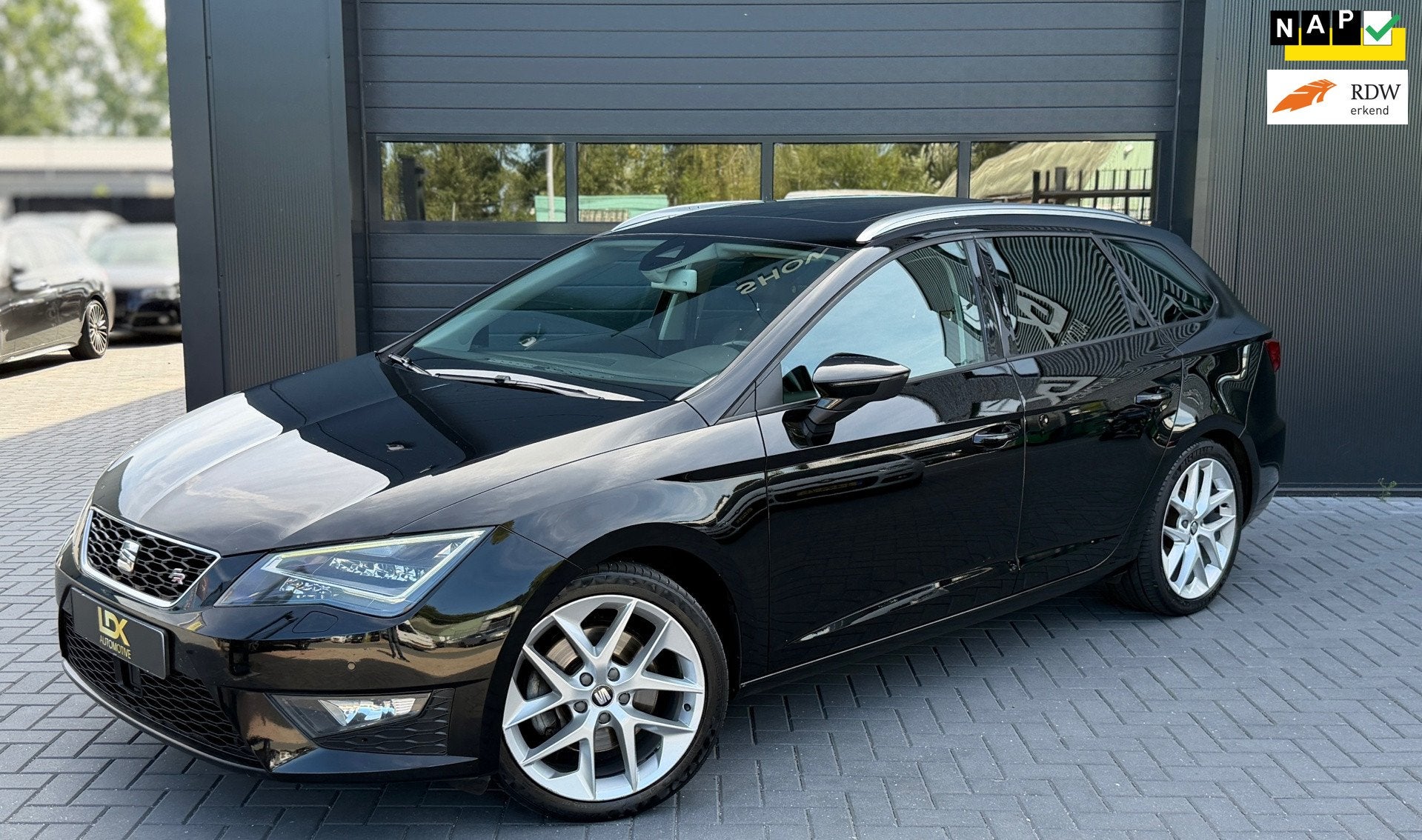 Seat Leon ST 1.4 TSI ACT FR Dynamic Pano|Cruise|Trekhaak|acc, Gebruikt, Euro 6, 4 cilinders, 150 pk