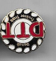 TRACTOR D.T.T. PIN, Ophalen of Verzenden, Gebruikt, Overige onderwerpen, Speldje of Pin