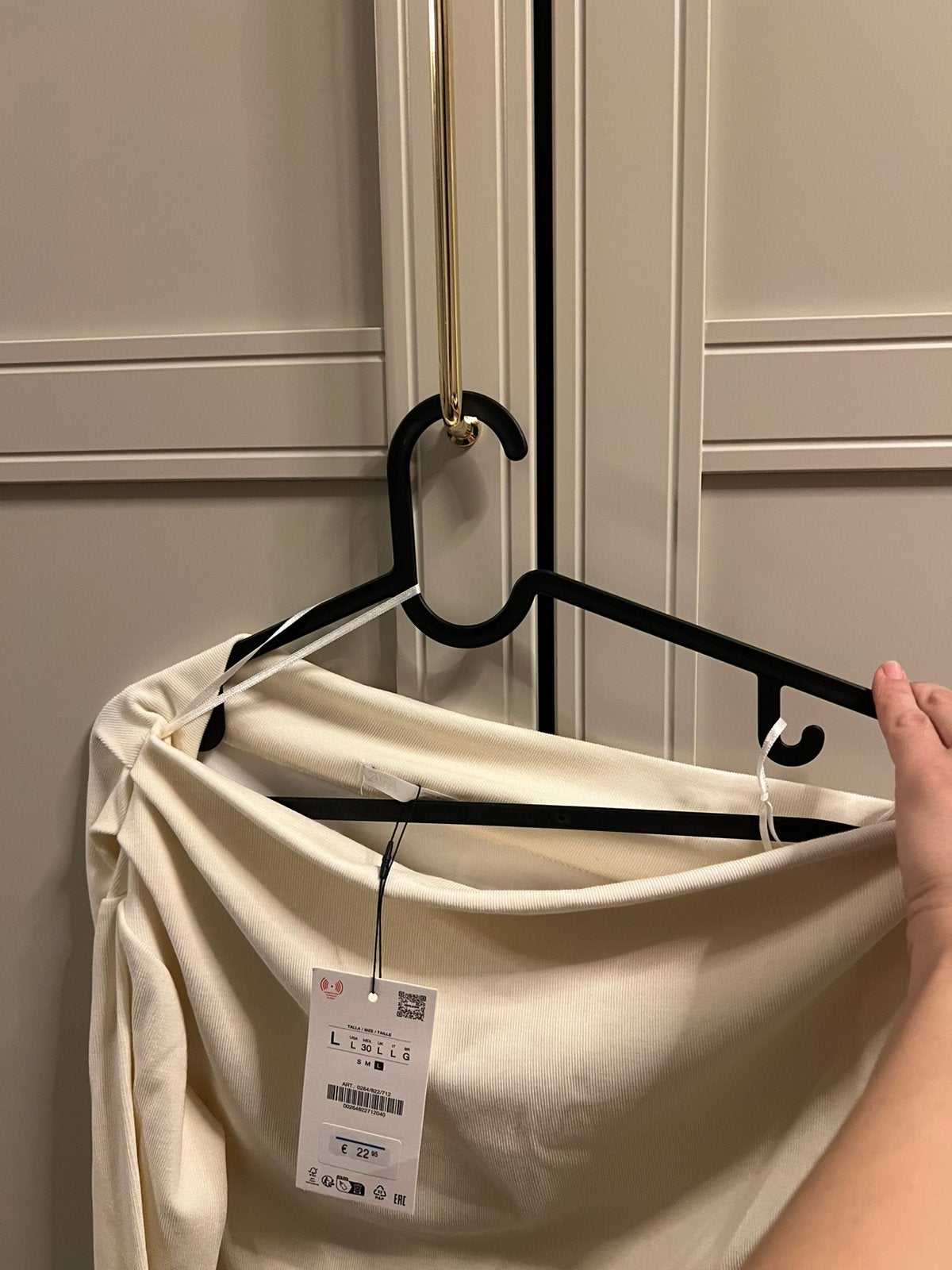 Zara witte top tops trui longsleeve open schouder L nieuw, Ophalen of Verzenden, Nieuw, Maat 38/40 (M), Wit