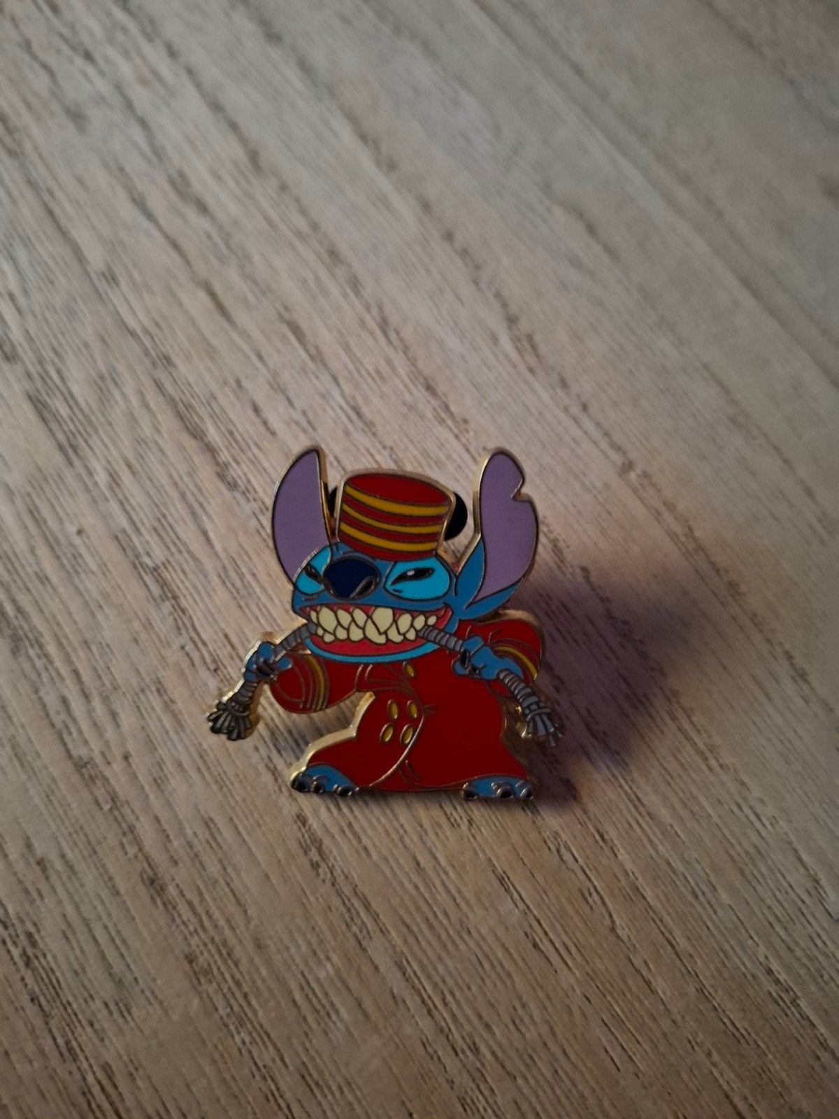 Disney Stitch Bellhop Pin - Lilo & Stitch, Verzamelen, Disney, Ophalen of Verzenden, Overige figuren, Zo goed als nieuw, Overige typen