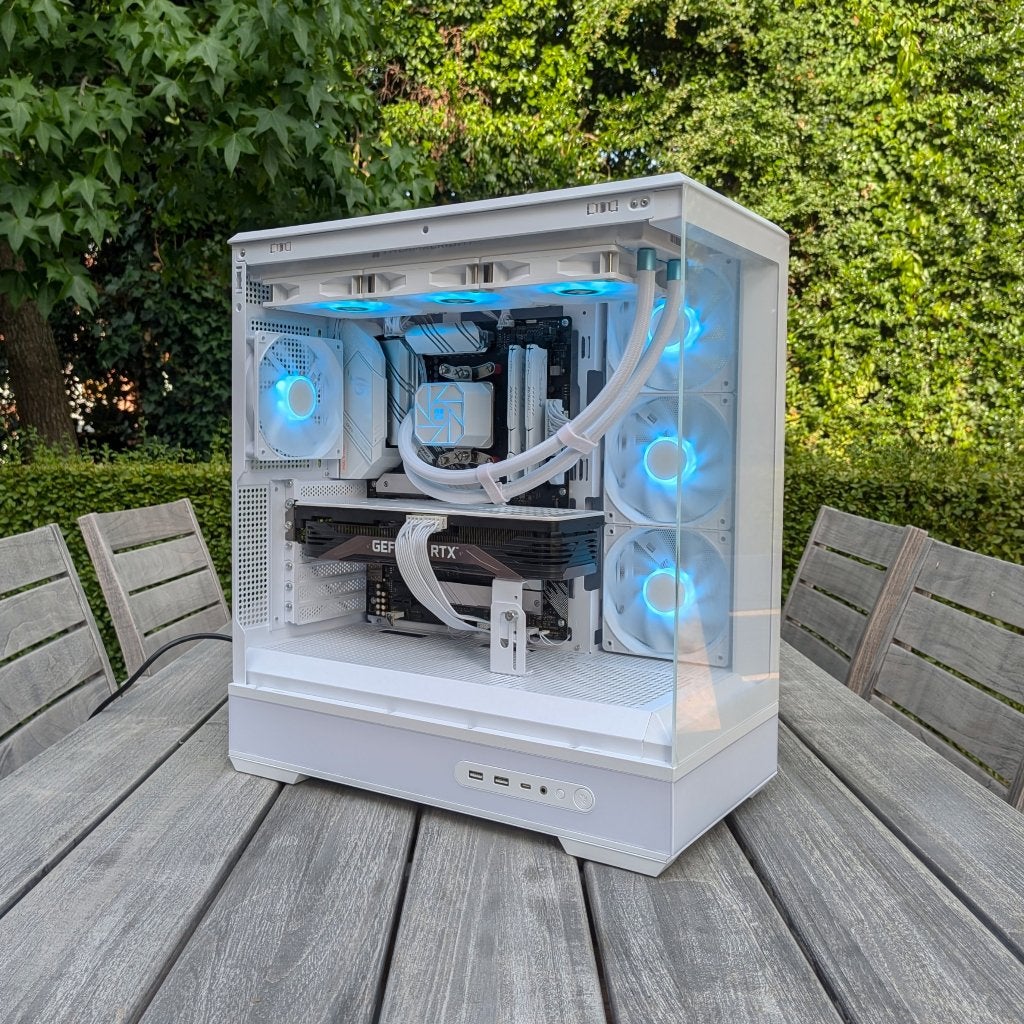 Witte Gaming PC | RTX 3070 Ti | Ryzen 7 3800X | 1TB, Computers en Software, Desktop Pc's, Zo goed als nieuw, 4 Ghz of meer, SSD