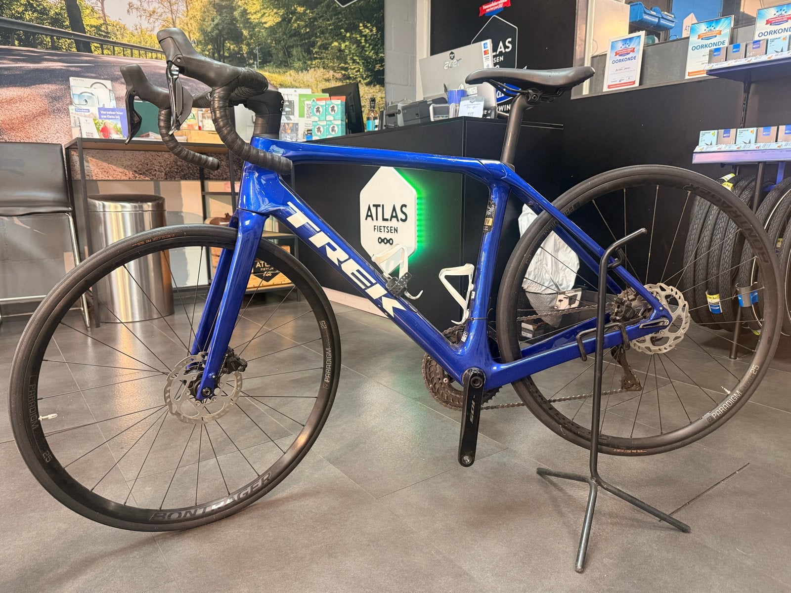 Trek Domane SL6 Gen 4 Carbon Shimano 105 Di2 (54cm), Fietsen en Brommers, 28 inch, Zo goed als nieuw, Meer dan 20 versnellingen