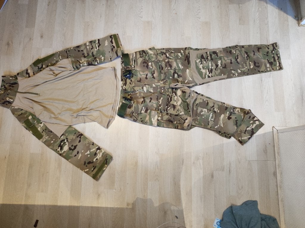 Volledig militair pak, meeste Yakeda, maat S, Ophalen of Verzenden, Landmacht, Amerika, Kleding of Schoenen