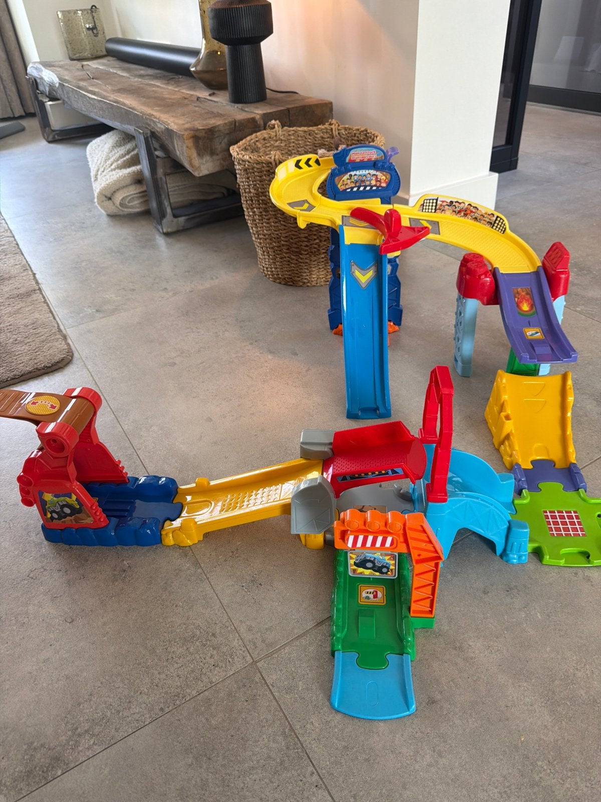 VTech Toet Toet Auto's monstertruck stuntparc, Elektrisch, Ophalen, Overige merken, Racebaan