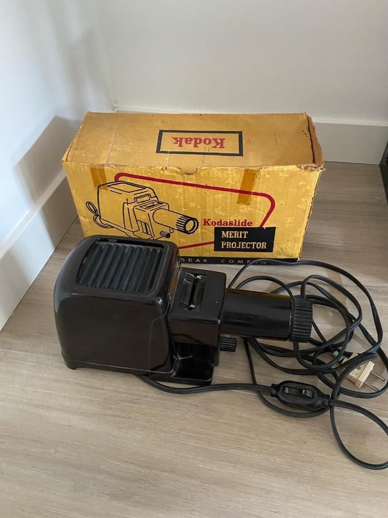 Kodak Kodaslide Merit Projector, Ophalen of Verzenden, Niet werkend