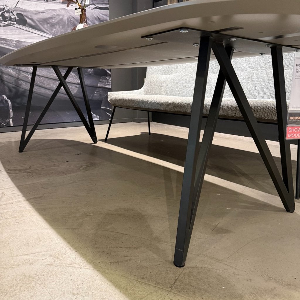 Eettafel DUTCHZ 110 - 260x105 - Tonvormig Grijs - House of, Niet ingevuld, Niet ingevuld, Niet ingevuld