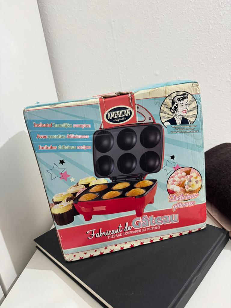 Cupcake maker, Hobby en Vrije tijd, Ophalen of Verzenden, Zo goed als nieuw, Cupcakes, Bakvorm