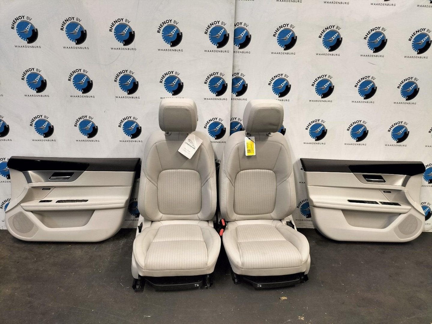 JAGUAR XF X260 2.0 AWD INTERIEUR COMPLEET 2017, Ophalen of Verzenden, Gebruikt, Stiba lid