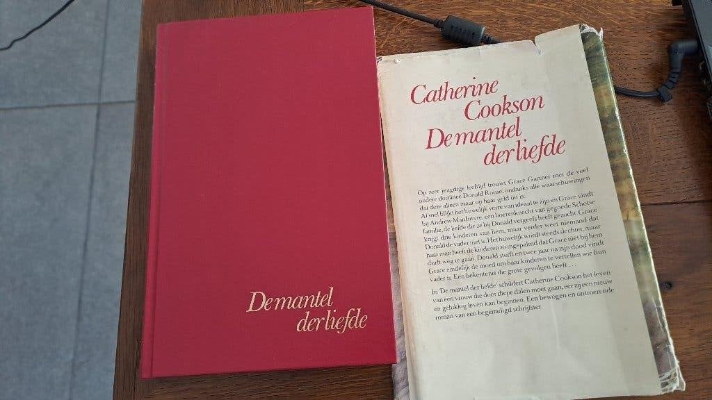 De mantel der liefde, Gelezen, Europa overig, Catherine Cookson, Ophalen of Verzenden