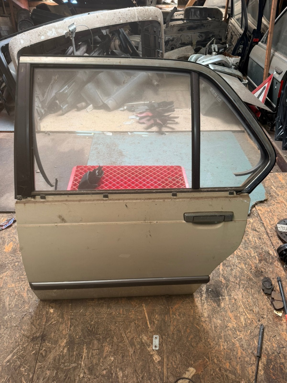 Bmw e23 deur links achter 1981 735i, Auto diversen, Ophalen of Verzenden