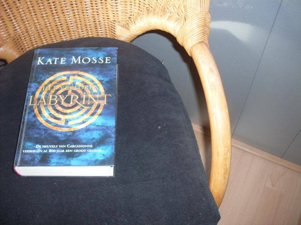 als bijna nieuw dikke thriller van Kate Mosse, Ophalen, Zo goed als nieuw, Kate Mosse