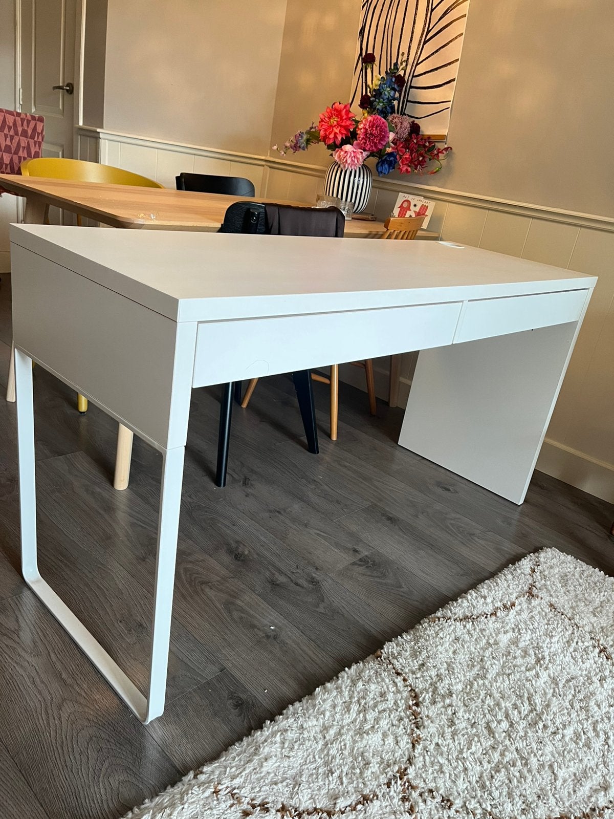 Bureau perfecte staat (142cm) GRATIS
