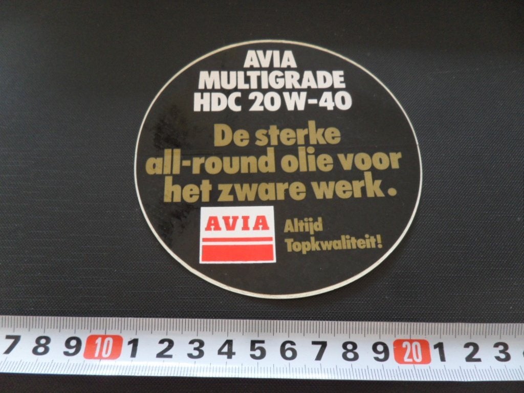 sticker AVIA multigrade HDC 20W-40 All-round olie voor het, Verzamelen, Ophalen, Zo goed als nieuw