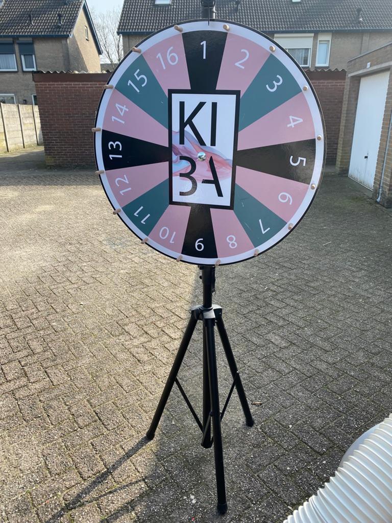 Te koop houten rad, Ophalen, Zo goed als nieuw