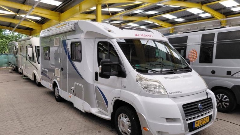 Dethleffs Advantage 6501 B - FRANS BED - B RIJBEWIJS, Fiat, Achteruitrijcamera, 6 tot 7 meter, Bedrijf