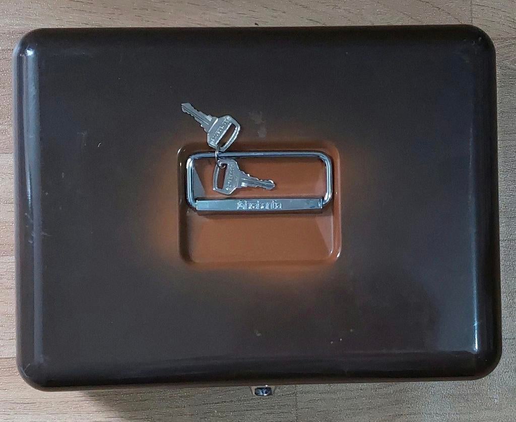 Brabantia kluisje met 2 sleutels 30x23x11cm voor €30, Ophalen of Verzenden, Zo goed als nieuw