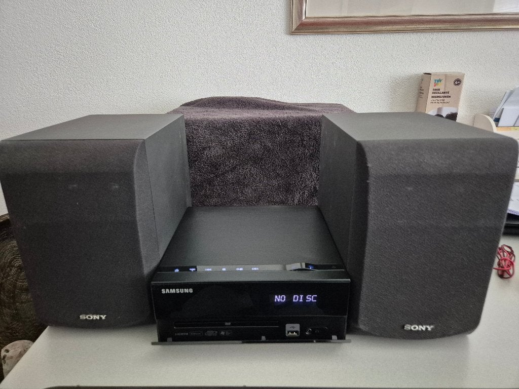 Samsung versterker met cd speler +  speakers, Overige merken, Ophalen of Verzenden, Zo goed als nieuw, Microset