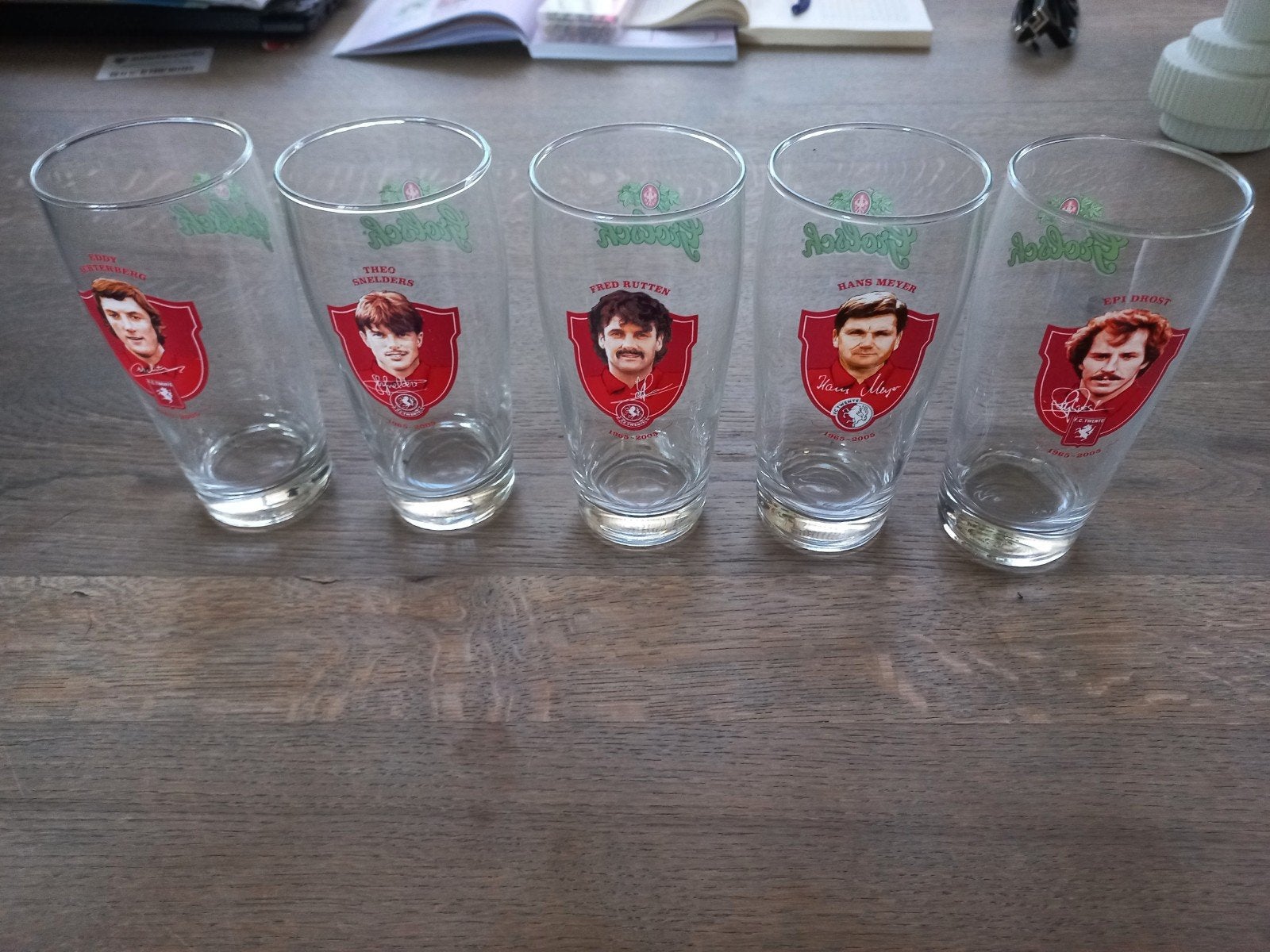 Set van 10 vintage Grolsch bierglazen met voetballers, Ophalen of Verzenden, Gebruikt