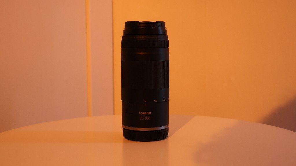 Canon RF 75-300mm f/4-5.6, Audio, Tv en Foto, Fotografie | Lenzen en Objectieven, Canon, Canon RF, Zo goed als nieuw, 75 mm