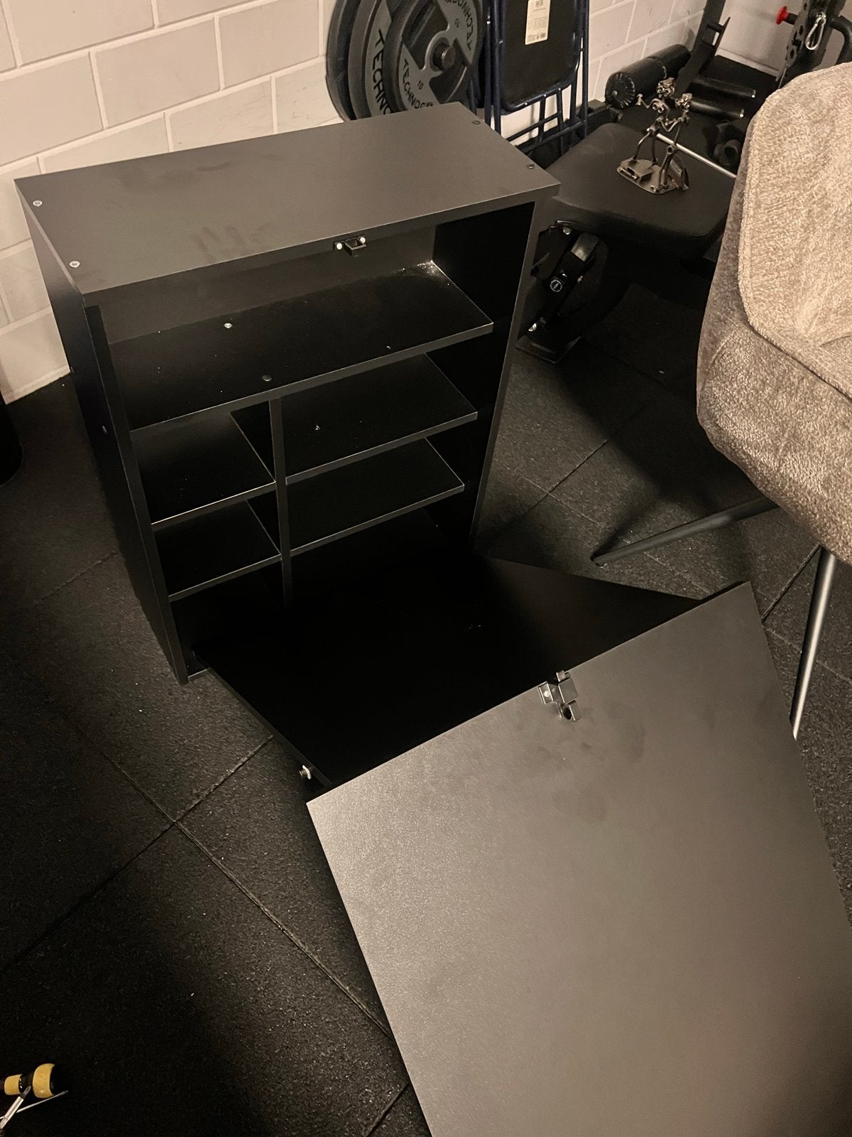 Uitklapbaar bureau voor wandmontage - Compact en functioneel, Ophalen, Gebruikt, Spaanplaat of MDF, Overige typen