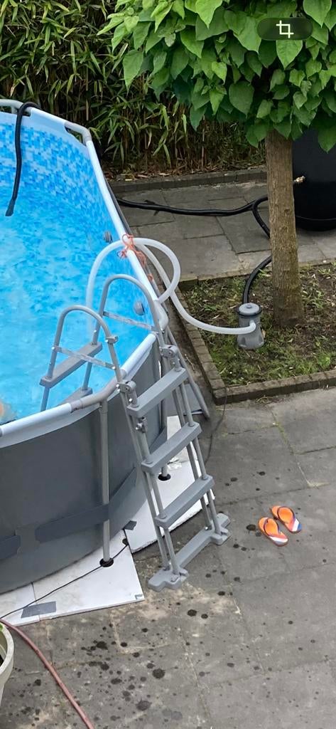 Trap voor zwembad van 100 cm hoog, Ophalen, Zo goed als nieuw, Rechthoekig, Opzetzwembad