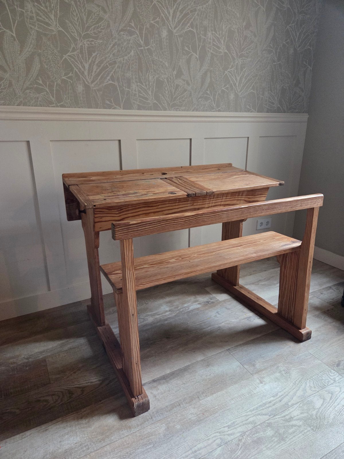 Vintage houten schoolbank met opbergruimte, Ophalen