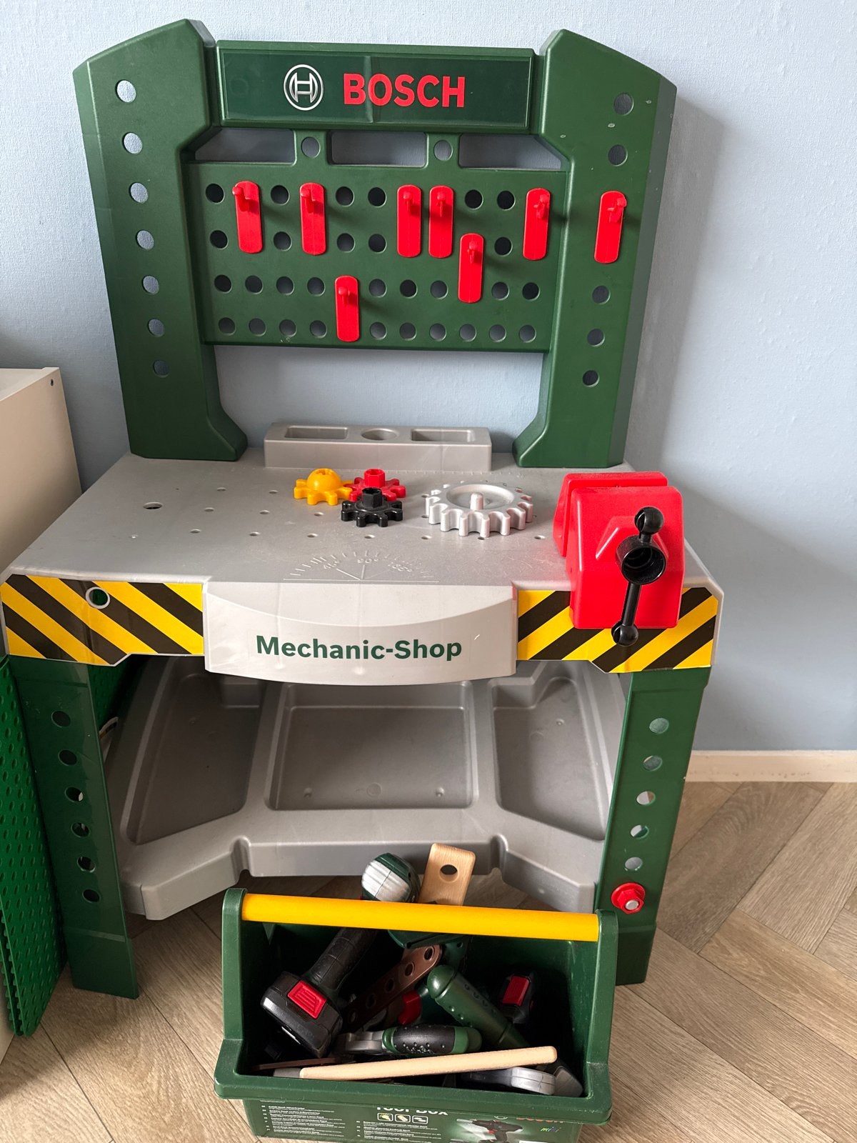 Bosch Mechanic-Shop Werkbank met gereedschap, Ophalen, Zo goed als nieuw, Bouwen