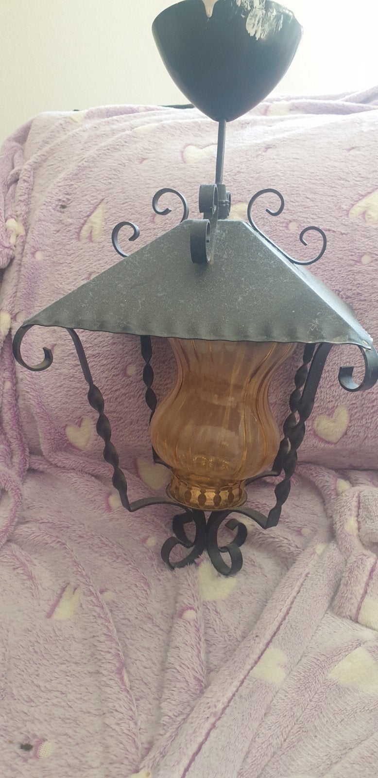 Metalen hanglamp, Ophalen