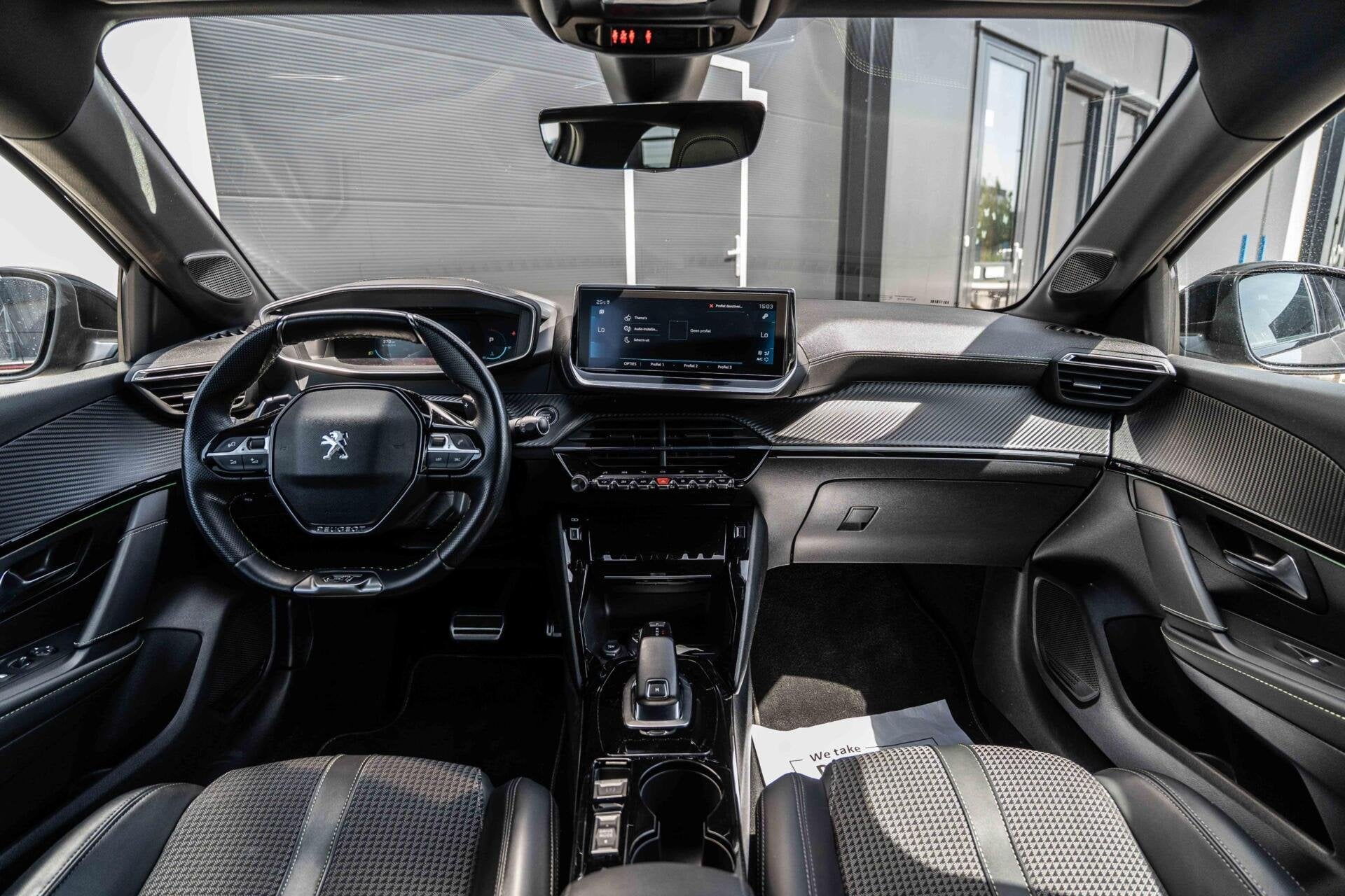 Peugeot 208 1.2 PureTech GT Cruise|Carplay|360 Cam|Navi|Vol!, Auto's, Peugeot, 1199 cc, 1133 kg, Leder en Stof, Bedrijf
