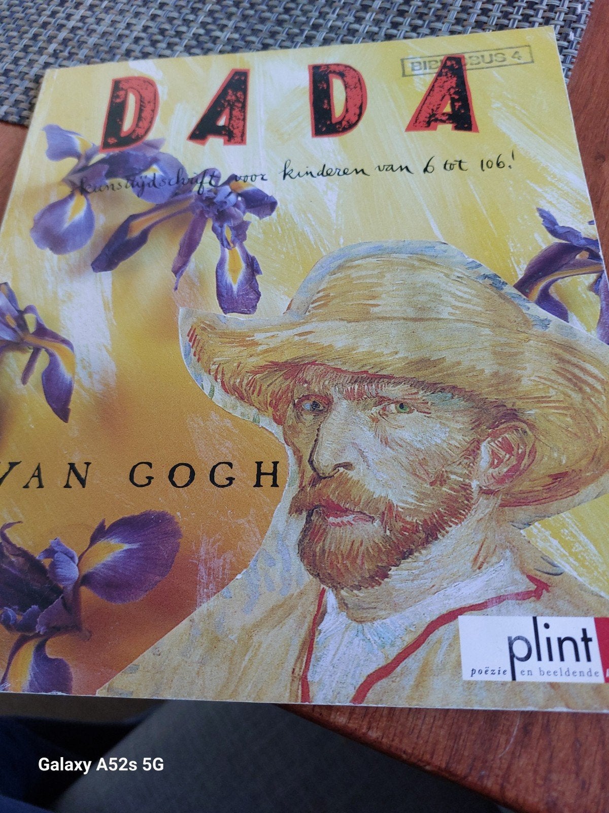DADA Kunsttijdschrift voor kinderen - Van Gogh editie, Ophalen of Verzenden, Gelezen, Overige onderwerpen