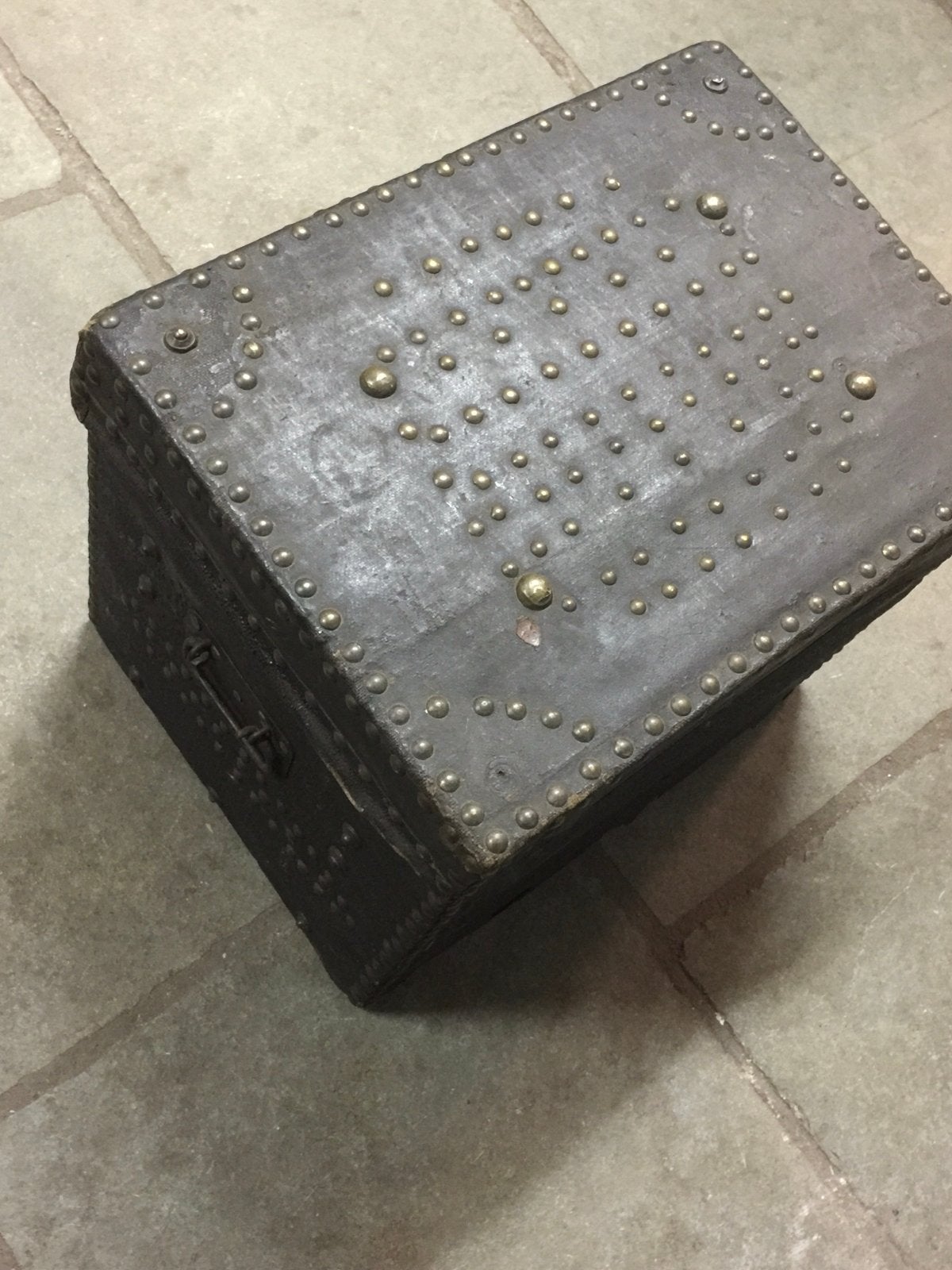 stoere reiskist/legerkist/kleine hutkoffer   ±200 jaar oud !, Antiek en Kunst, Ophalen of Verzenden