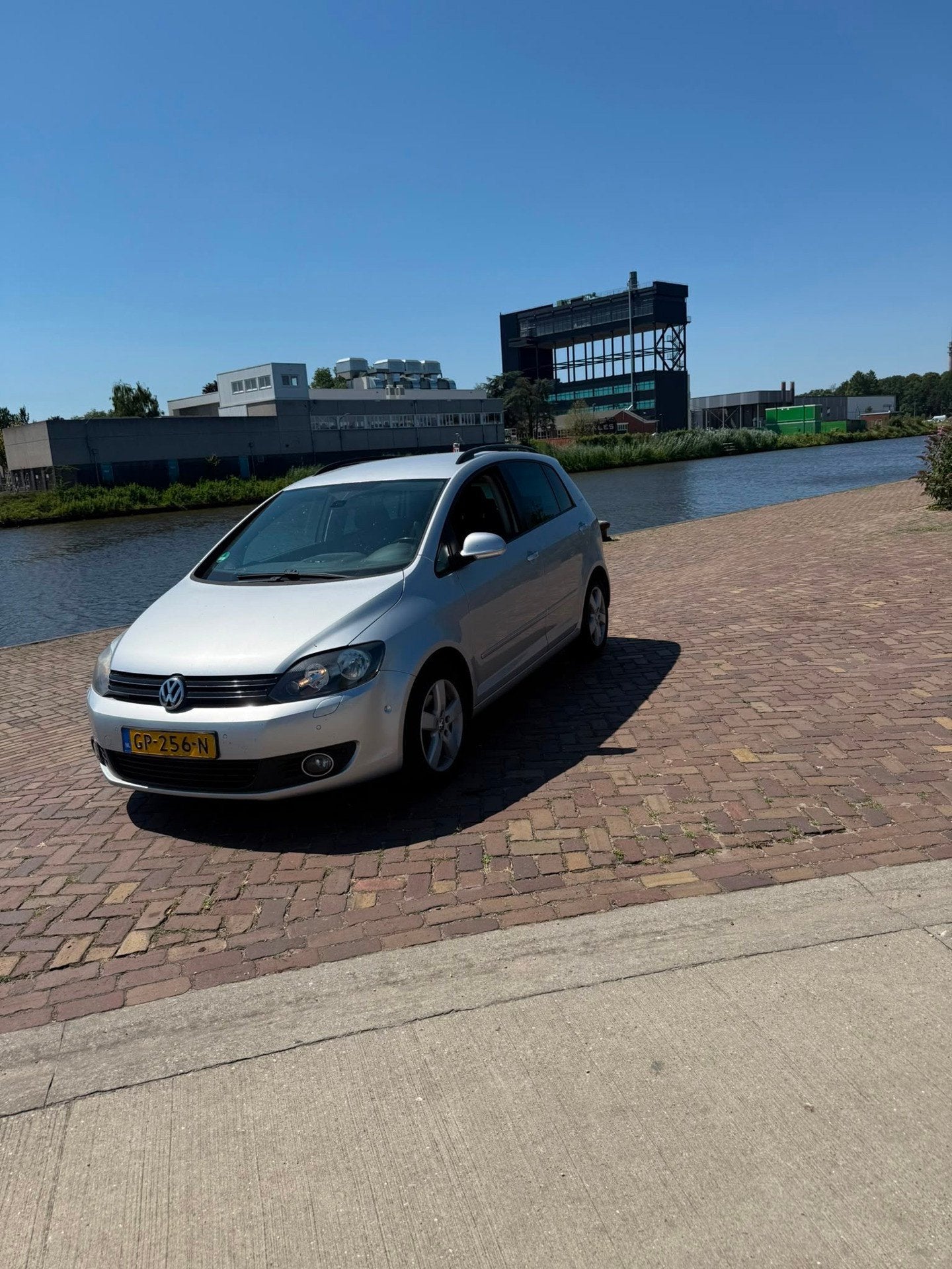 Volkswagen Golf Plus 1.6 TDI Trendline, Auto's, Volkswagen, Euro 5, Gebruikt, Bedrijf, 140 €/maand