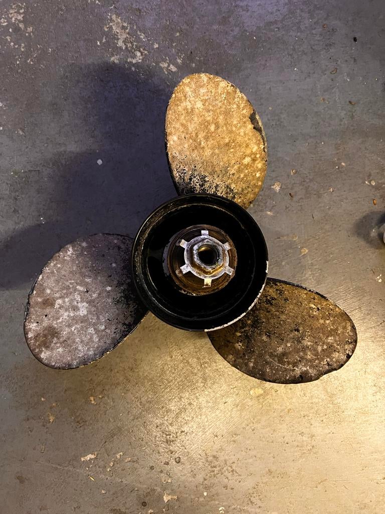 Bravo I / II  propeller / schroef 23 pits, Ophalen of Verzenden, Gebruikt, Motor en Techniek, Motorboot