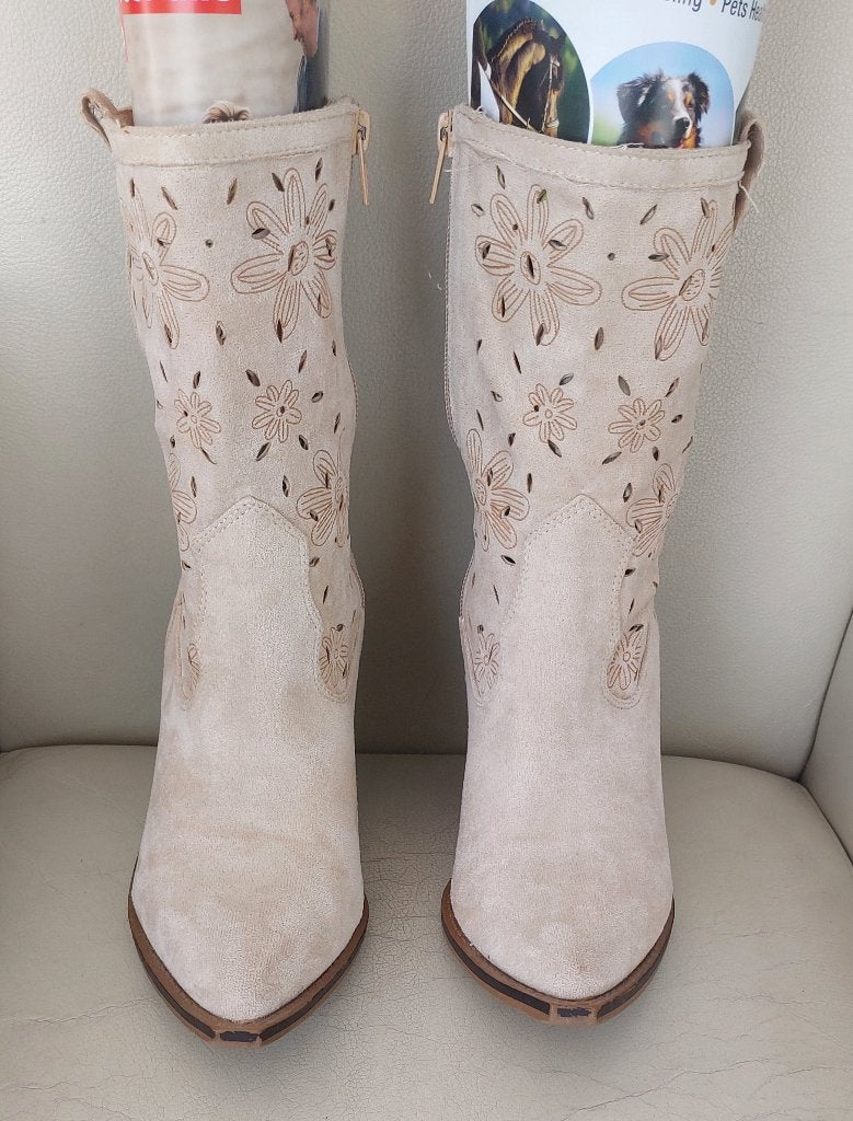 Bellucci zomer laarzen, Verzenden, Beige, Lage of Enkellaarzen, Bellucci