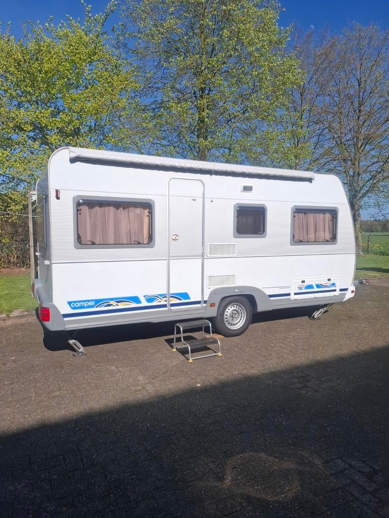 Dethleffs camper 470 Bj:1999 met voortent en zakluivel, Rondzit, Dwarsbed, 750 - 1000 kg, Particulier
