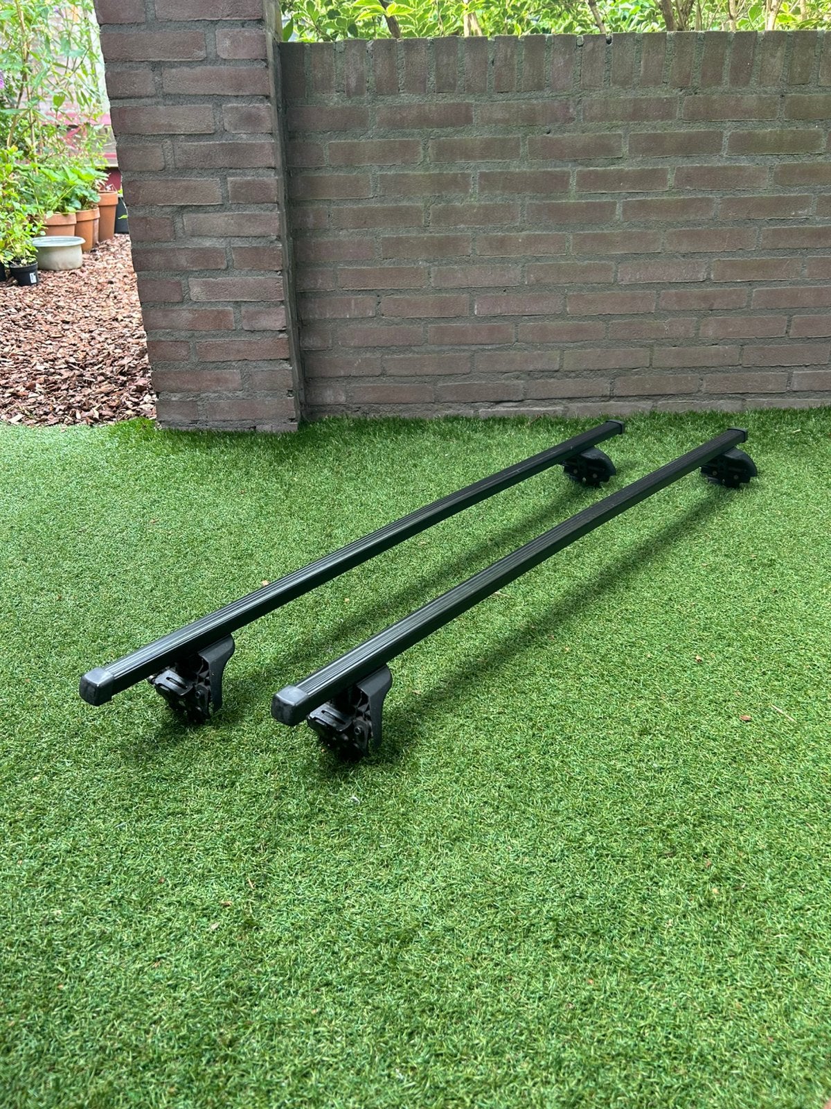 Complete Set Originele Thule Dakdragers met Sleutels, Ophalen, Gebruikt