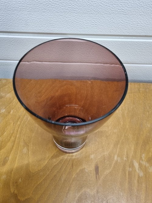 Vaas paars glas dikke voet, Ophalen of Verzenden