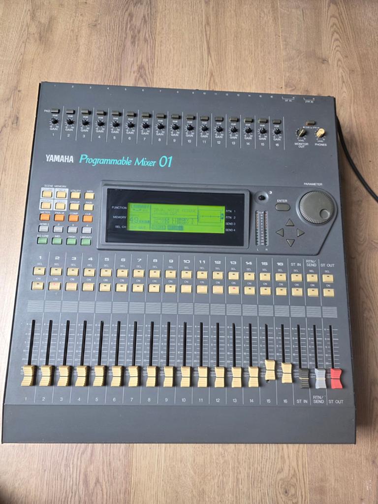 Yamaha ProMix 01, Ophalen of Verzenden, 10 tot 20 kanalen