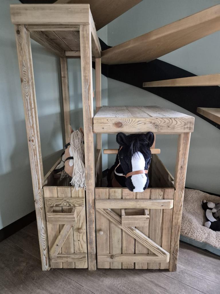 Handgemaakte ponystal met PonyCycle + stokpaard, Kinderen en Baby's, Speelgoed | Hobbelfiguren, Ophalen of Verzenden