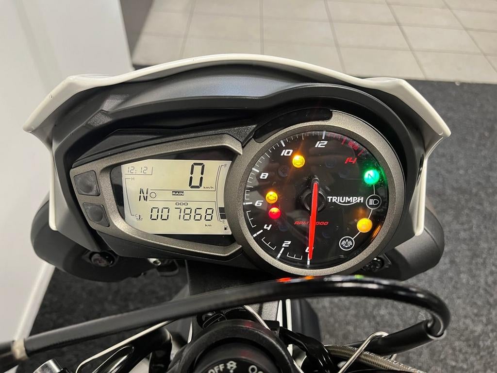 Triumph STREET TRIPLE S LEASE VOORDELIG! - foto 2