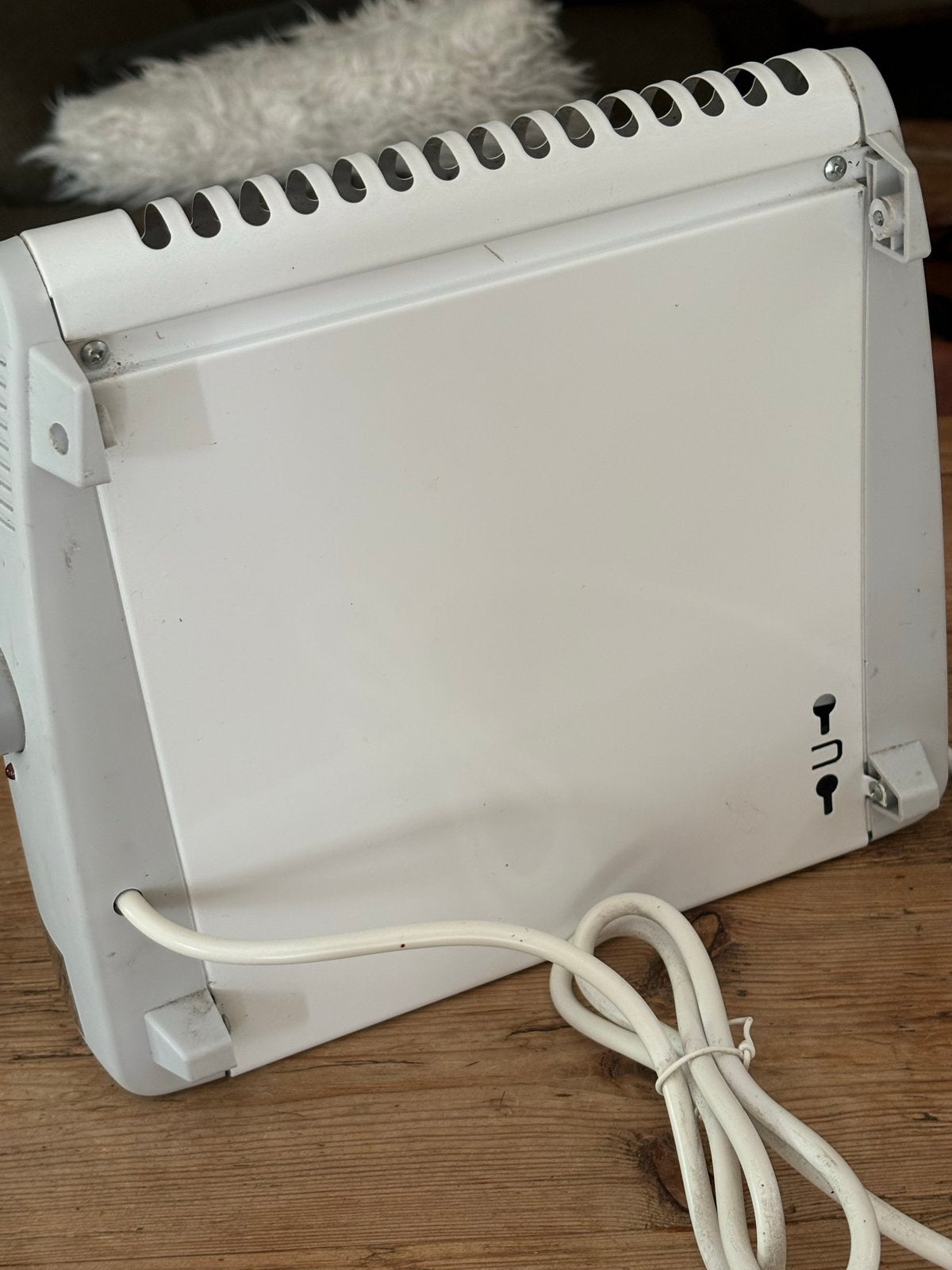 Hyundai elektrische wandverwarming - 500W, Ophalen, Minder dan 30 cm, Kachel, Minder dan 60 cm
