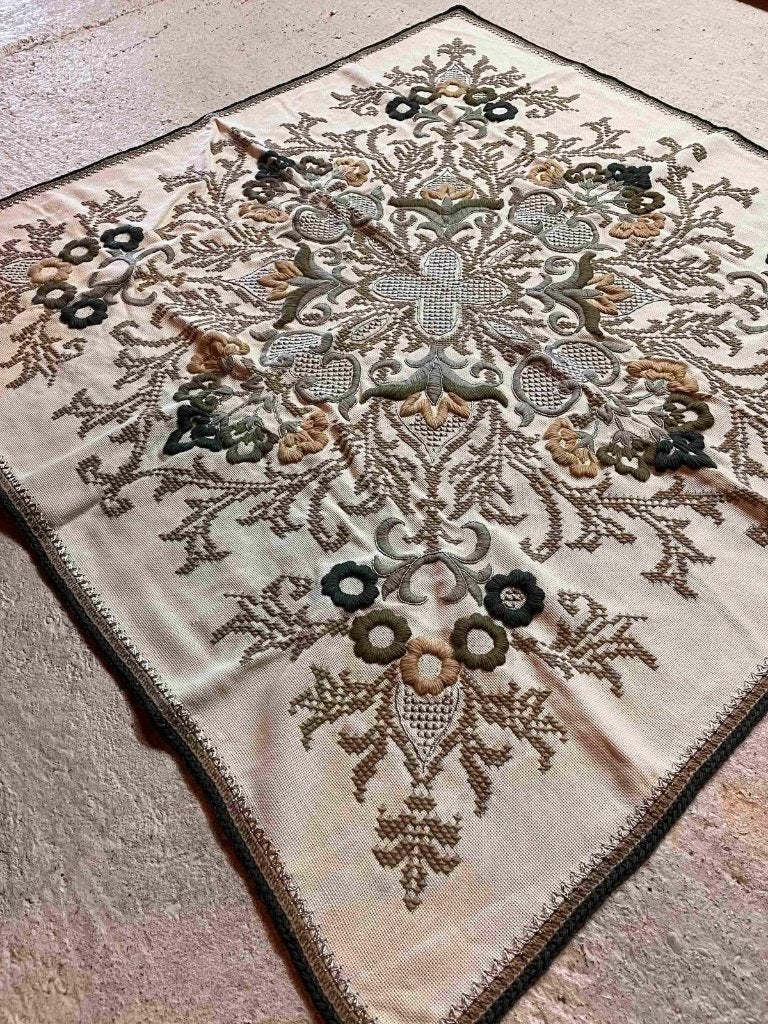 Tafelkleed vierkant  129/130 cm, Djt@dejuistetoon.eu, Ophalen of Verzenden, Zo goed als nieuw, Mon Plaisir 19, Etten-Leur, Netherlands