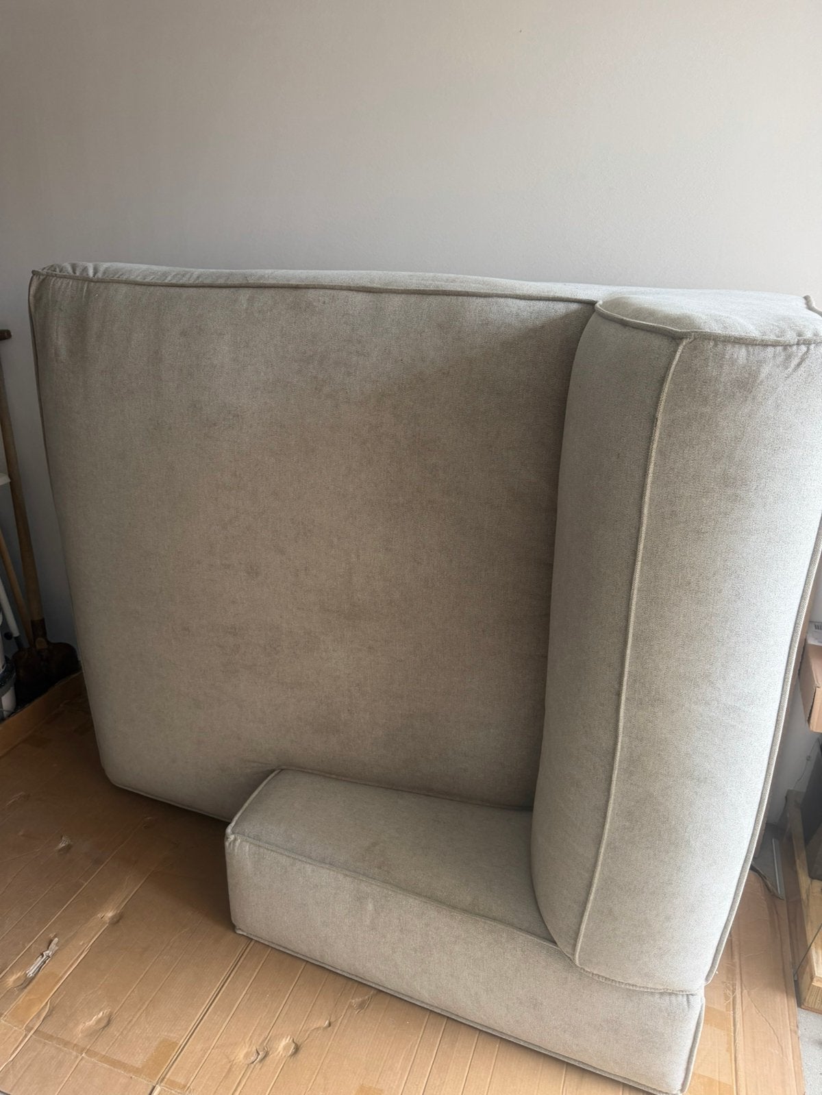 Lounge bank divan jakarta te koop, Huis en Inrichting, Banken | Sofa's en Chaises Longues, Ophalen, Zo goed als nieuw