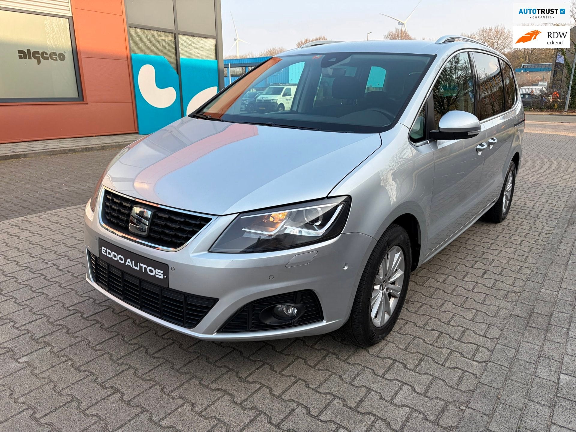 Seat Alhambra 1.4 TSI Style Led 7 Per / Trekhaak DSG BTW IN, Auto's, Seat, Dealer onderhouden, Gebruikt, Zwart, 4 cilinders