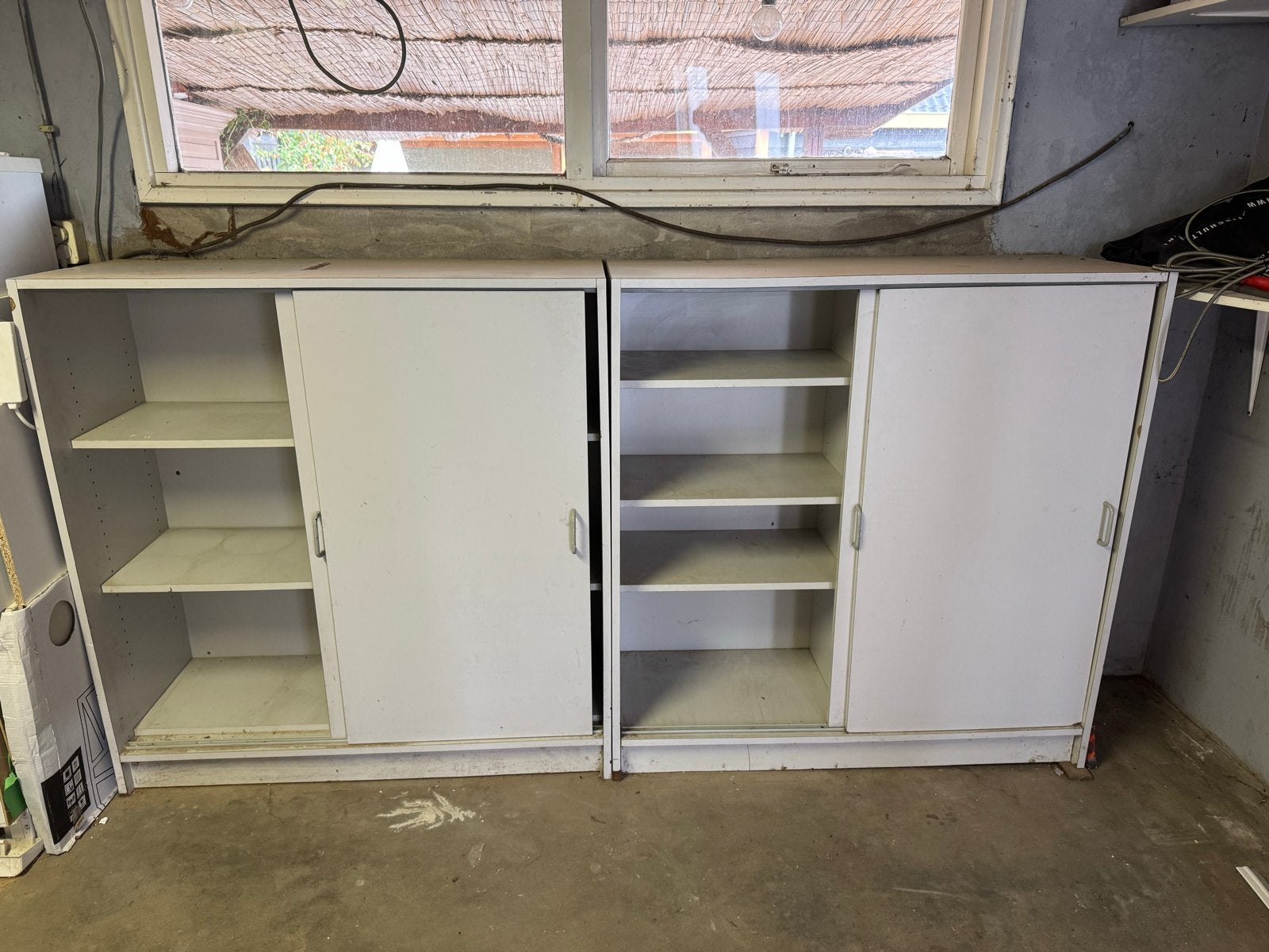 Witte schuifdeurkasten met planken - Set van 2, Ophalen, Gebruikt