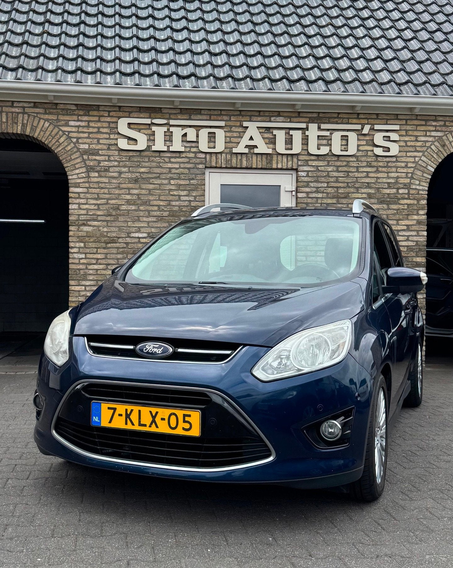 Ford Grand C-Max 1.0 Titanium 7 Persoons Bj 2013 Koopje, Auto's, Ford, Voorwielaandrijving, 125 pk, Gebruikt, Blauw